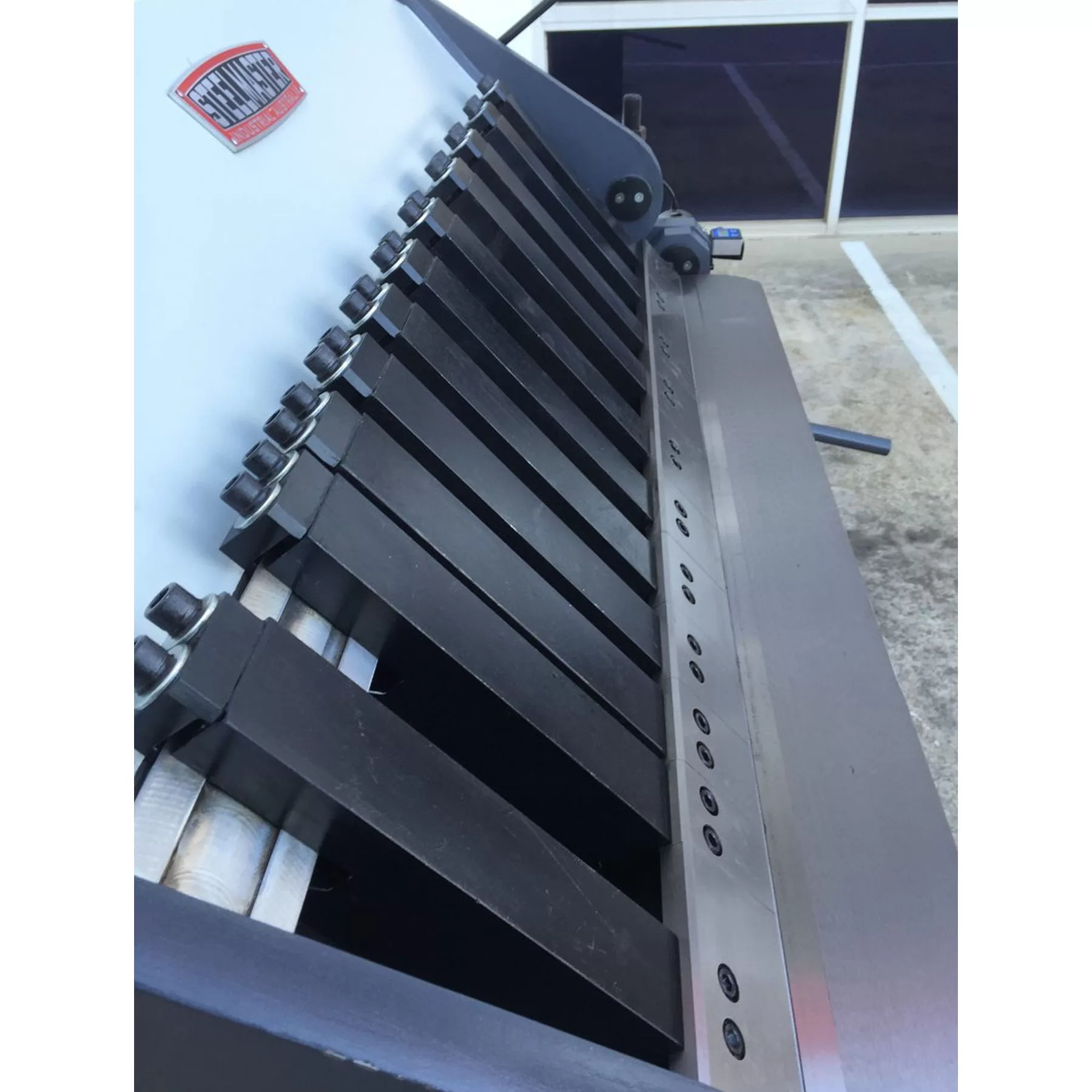 ASSET INDUSTRIAL FM-2X1300B Manual Panbrake Folder. 1300mm x 2.0mm. Digital Angle Display 11 ASSET INDUSTRIAL FM-2X1300B Manual Panbrake Folder. 1300mm x 2.0mm. Digital Angle Display - Image 11