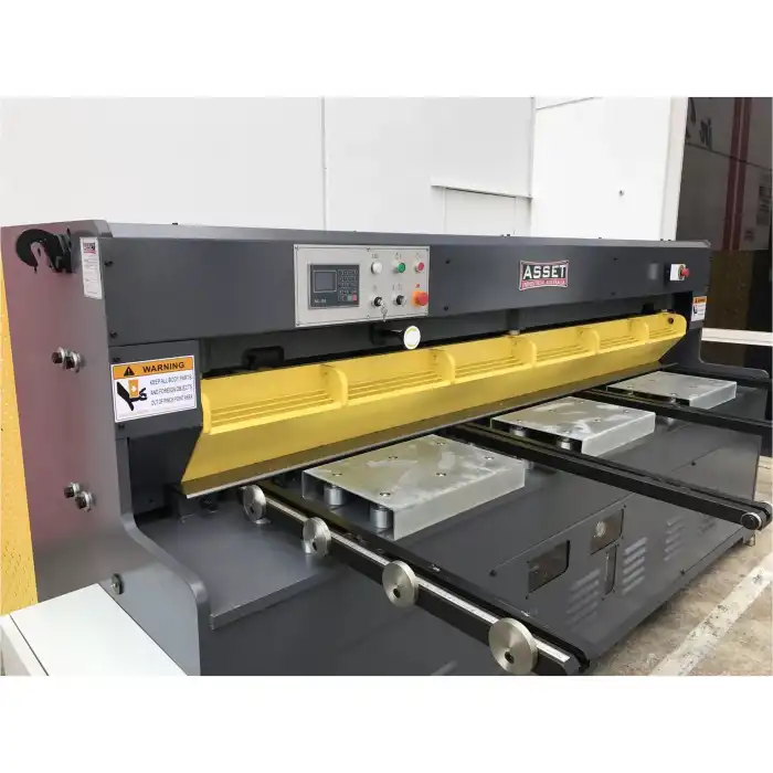 SM-STHS2506. Hydraulic Guillotine Steelmaster 2500mm x 6.0mm with Power Back Gauge - Image 16