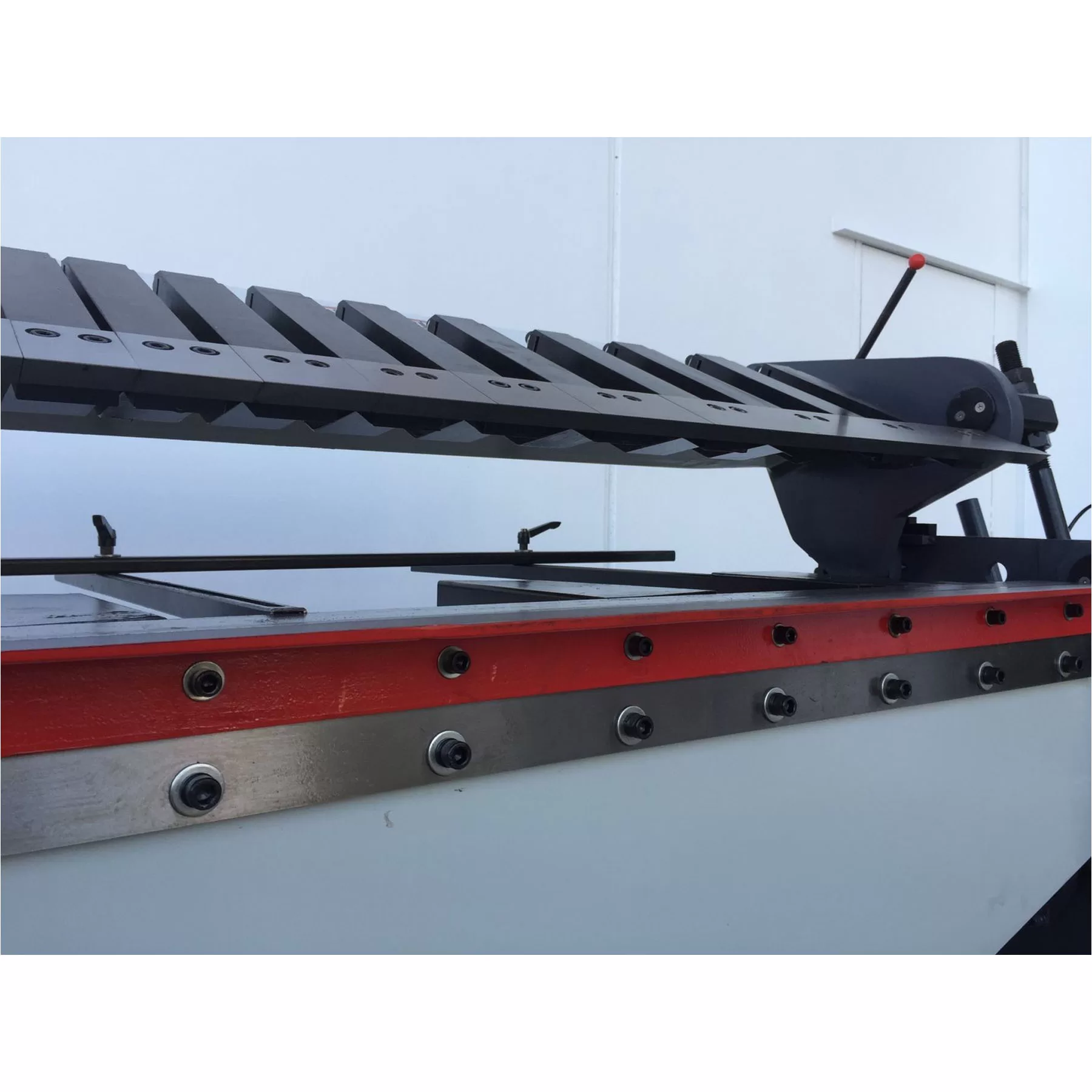 ASSET INDUSTRIAL FM-2X1300B Manual Panbrake Folder. 1300mm x 2.0mm. Digital Angle Display 18 ASSET INDUSTRIAL FM-2X1300B Manual Panbrake Folder. 1300mm x 2.0mm. Digital Angle Display - Image 18