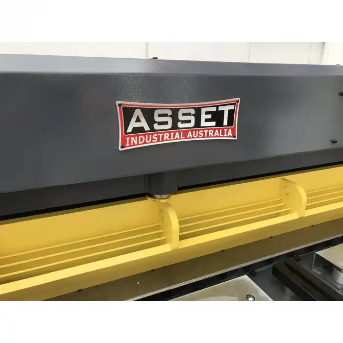 SM-STHS2506. Hydraulic Guillotine Steelmaster 2500mm x 6.0mm with Power Back Gauge - Image 18