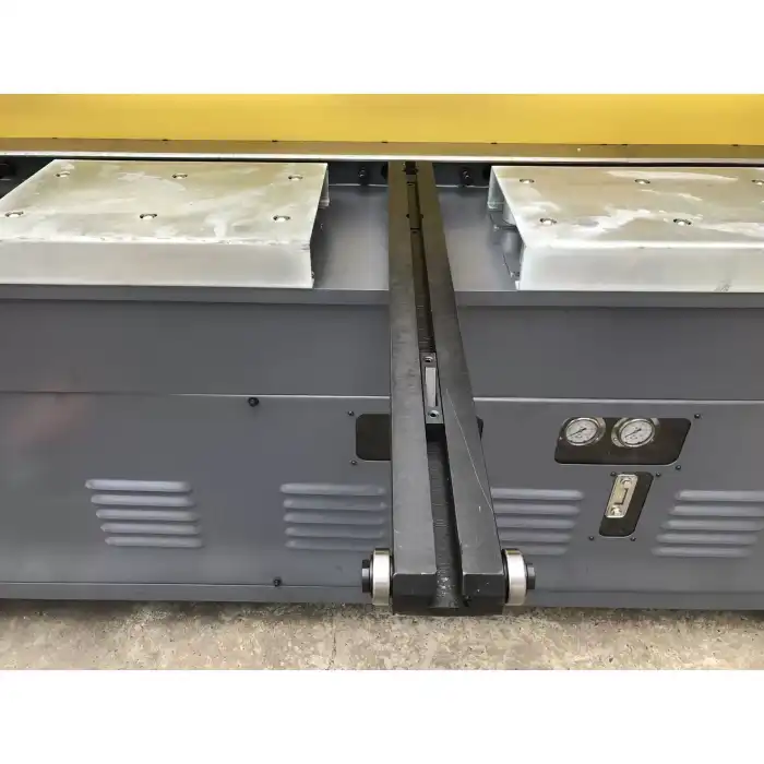 SM-STHS2506. Hydraulic Guillotine Steelmaster 2500mm x 6.0mm with Power Back Gauge - Image 20