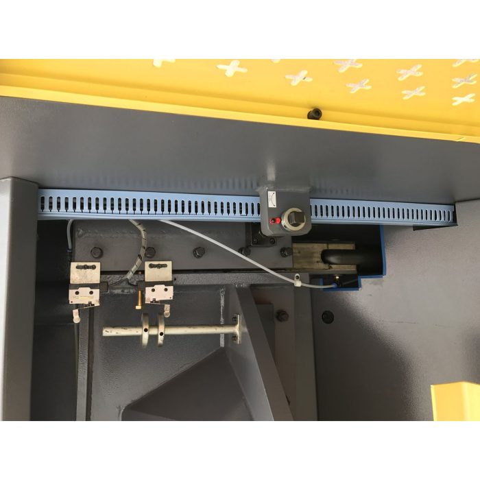 SM-STHS2506. Hydraulic Guillotine Steelmaster 2500mm x 6.0mm with Power Back Gauge - Image 7
