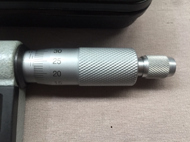 Digital Micrometers - 0-25mm Range, Dual Reading, Metric & Imperial 4 Digital Micrometers - 0-25mm Range, Dual Reading, Metric & Imperial - Image 4