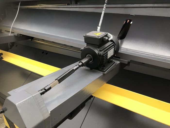SM-STHS3106. Hydraulic Guillotine Steelmaster 3100mm x 6.0mm with Power Back Gauge. - Image 5