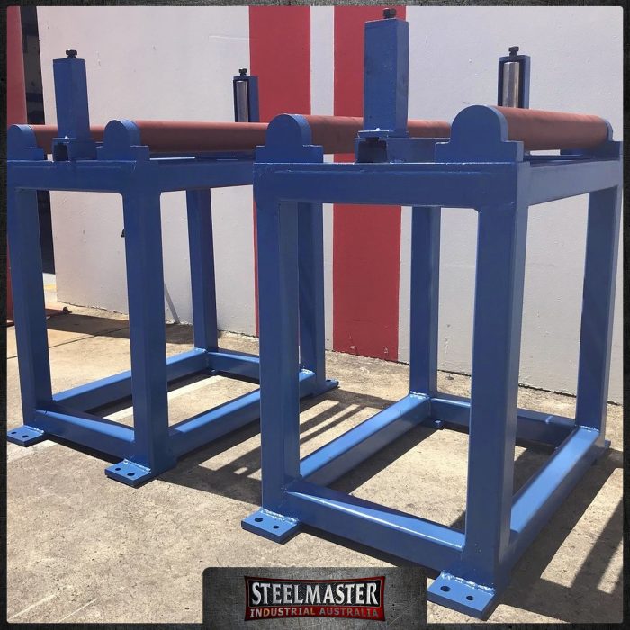 Heavy Duty Roller Conveyor & Stands, 620mm Wide x 500mm Long. 800mm High