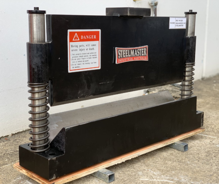 Pressbrake Bending Attachment – 600mm Long x 120mm Vee Opening, Spring Return - Image 14