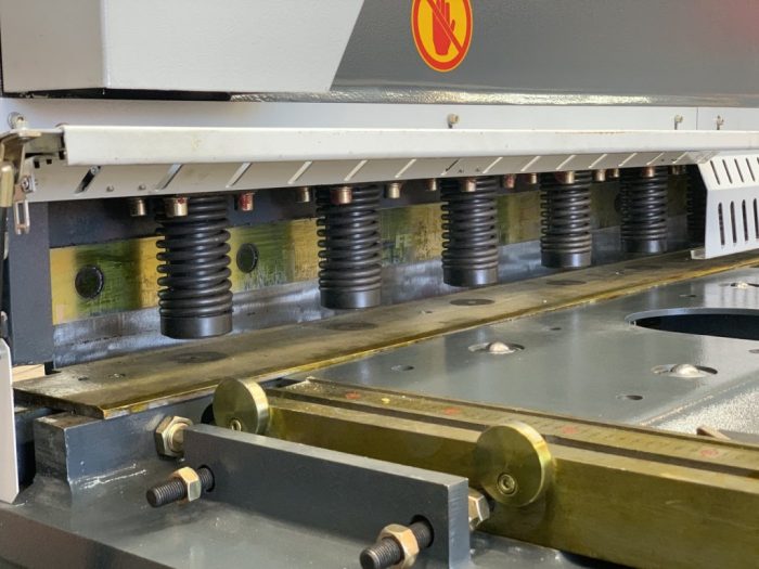 STEELMASTER -MS8-4008PSS. Guillotine Vari Rake 4000mm x 8mm Capacity, Rear Pneumatic Sheet Support - Image 20