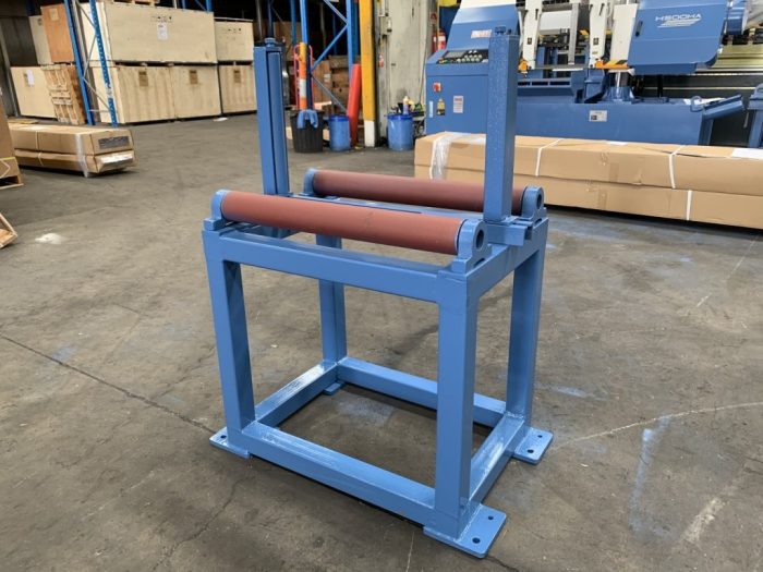 Heavy Duty Roller Conveyor & Stands, 620mm Wide x 500mm Long x 720mm Roller Height - Image 2
