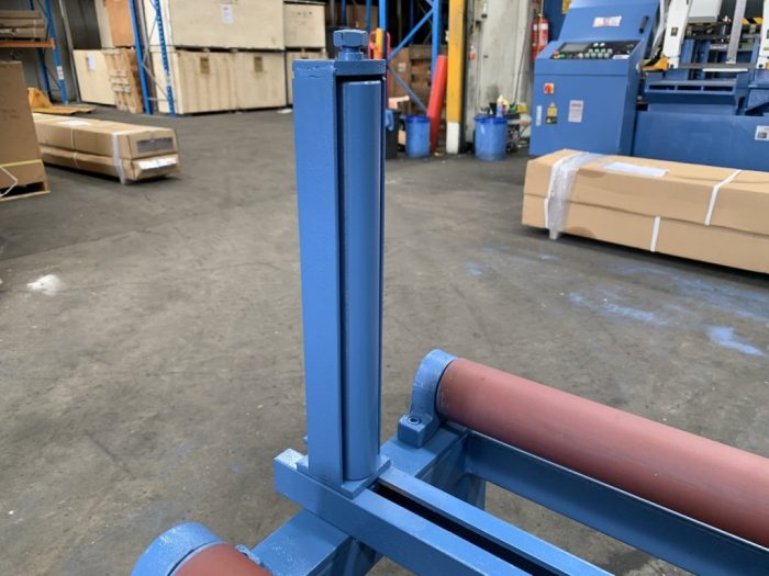 Heavy Duty Roller Conveyor & Stands, 620mm Wide x 500mm Long x 720mm Roller Height - Image 7