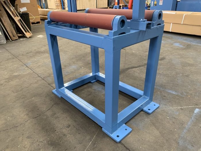 Heavy Duty Roller Conveyor & Stands, 620mm Wide x 500mm Long x 720mm Roller Height - Image 9