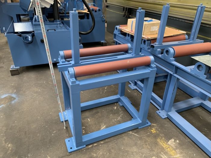 Heavy Duty Roller Conveyor & Stands, 620mm Wide x 500mm Long x 720mm Roller Height - Image 13